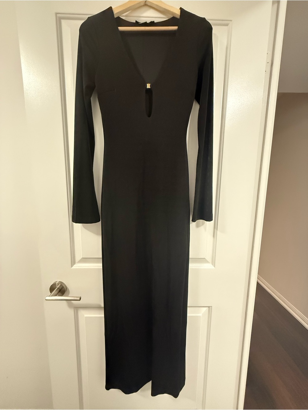 Dynamite Black Long-Sleeve V-Neck Maxi Dress with Front Accent